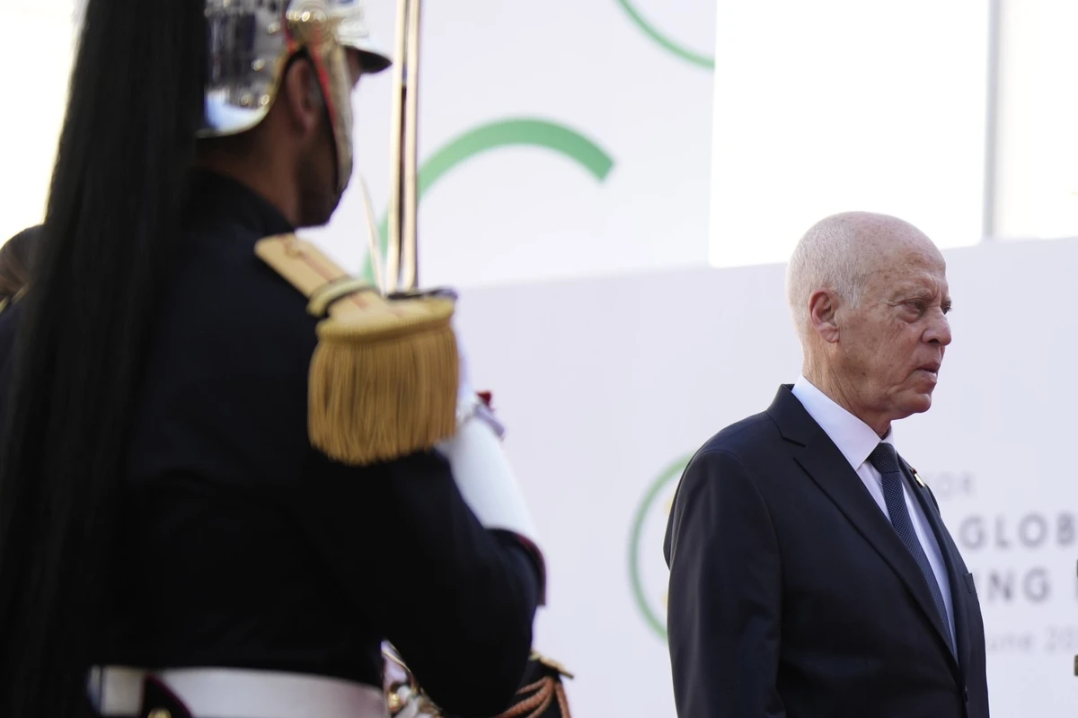 L’engouement très modéré des Tunisiens pour « le nouveau monde économique » de Saied