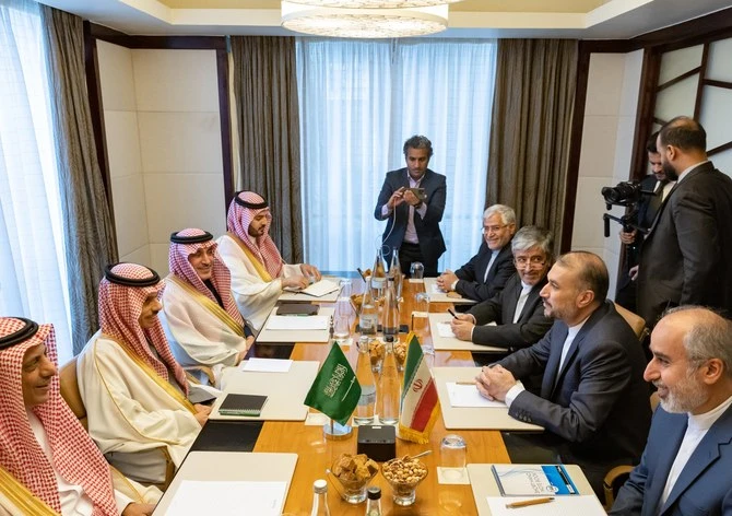 Les ministres saoudien et iranien des Affaires étrangères s’entretiennent au Cap en marge d’une réunion des Brics