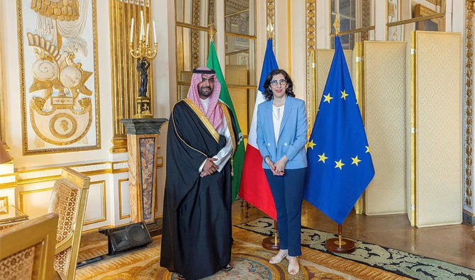 Badr ben Farhane et Rima Abdul-Malak discutent des relations culturelles franco-saoudiennes