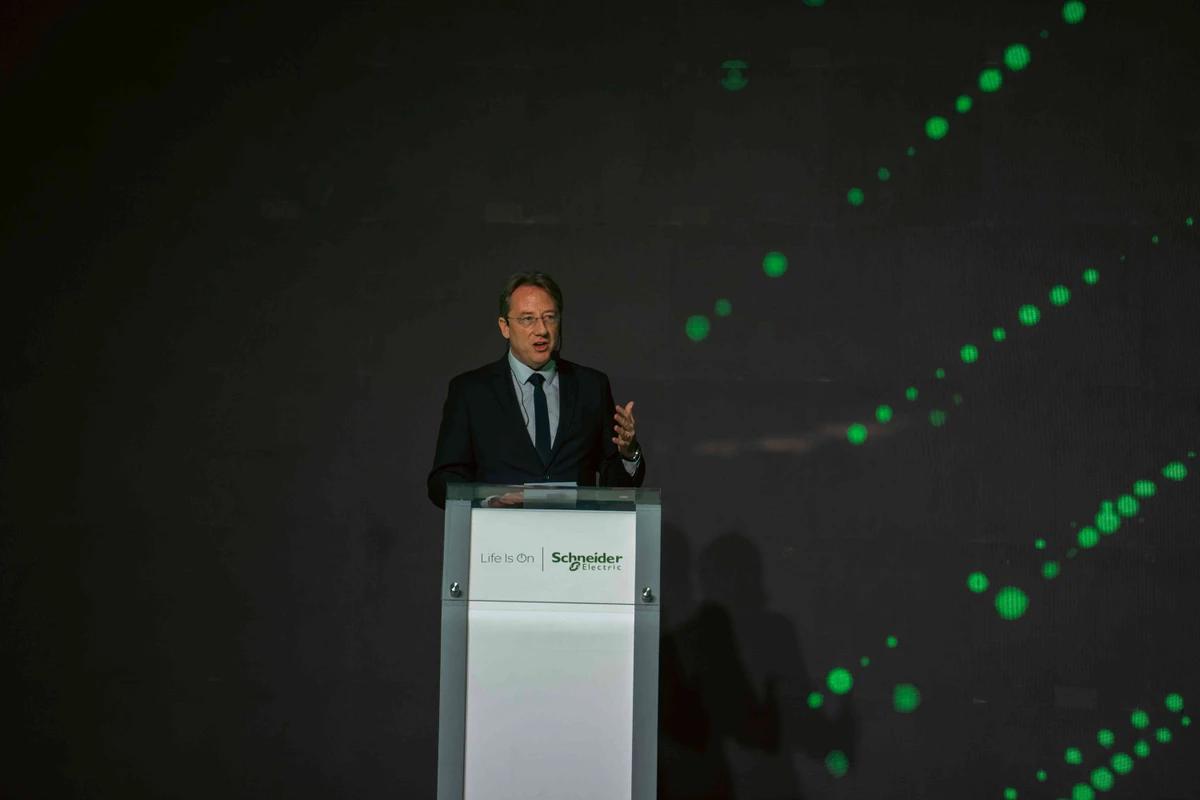 L’Arabie saoudite et Schneider Electric, ensemble vers un avenir sûr et durable