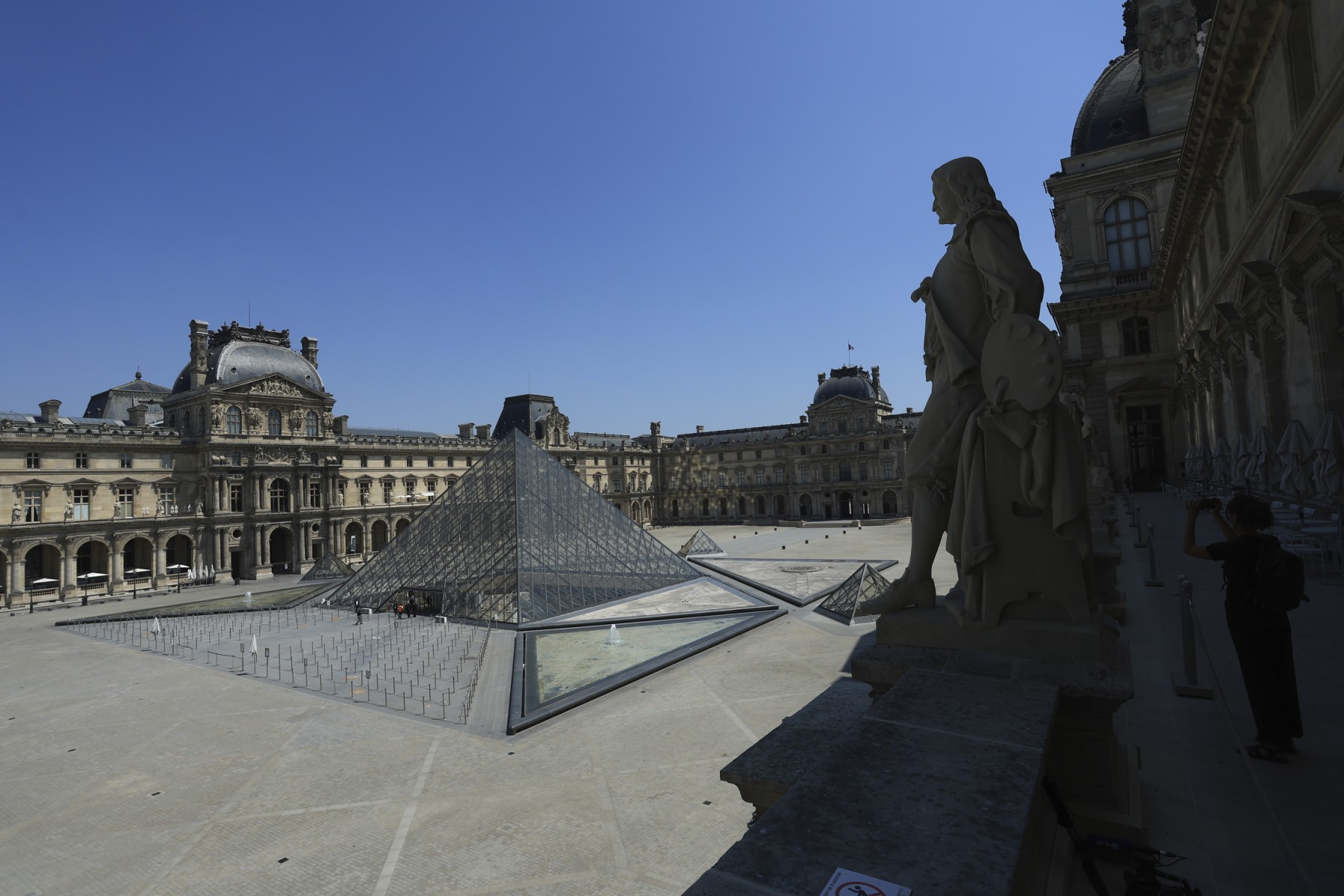 L'Italie réclame au Louvre sept antiquités probablement pillées