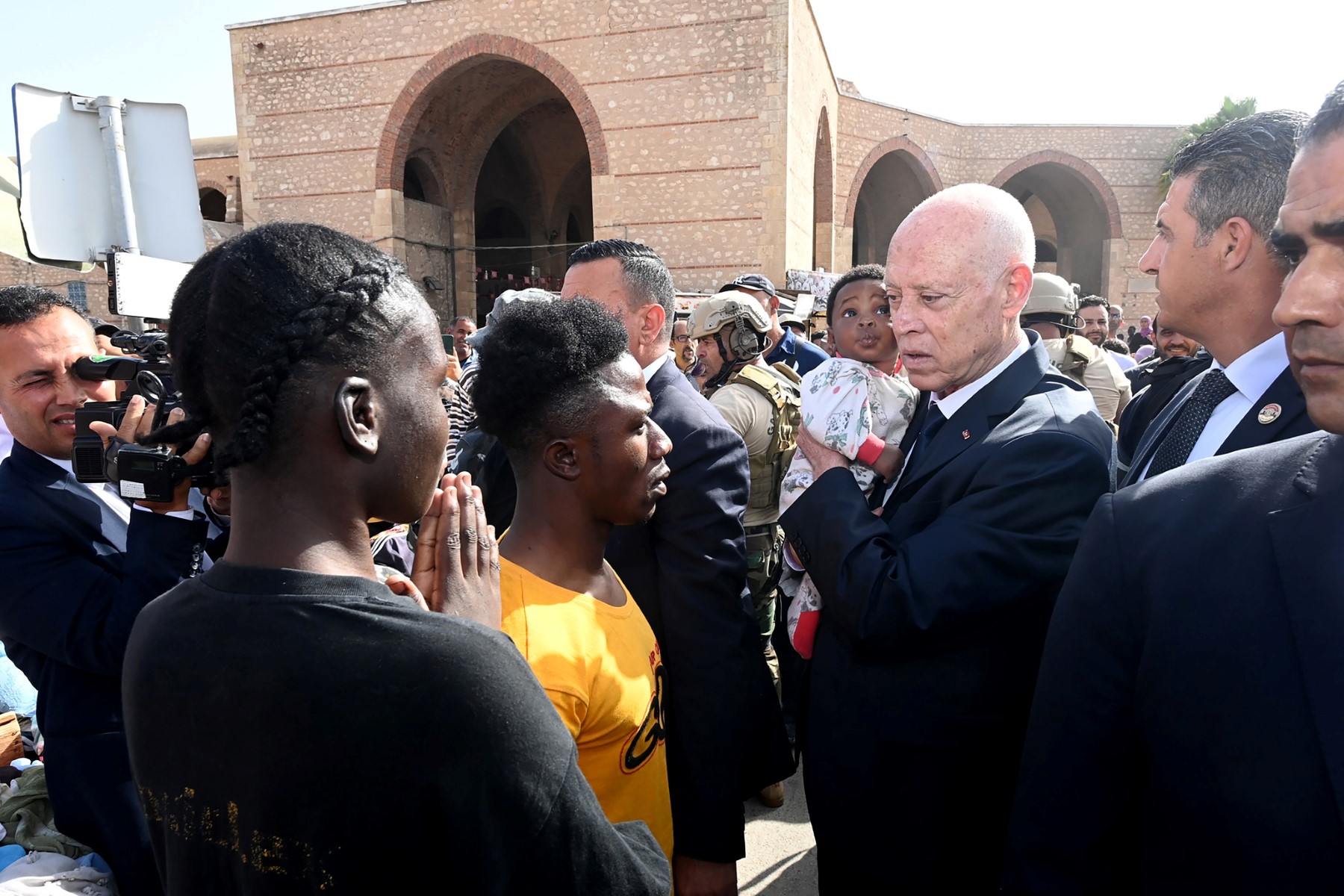 Tunisie: heurts entre Tunisiens et migrants d'Afrique