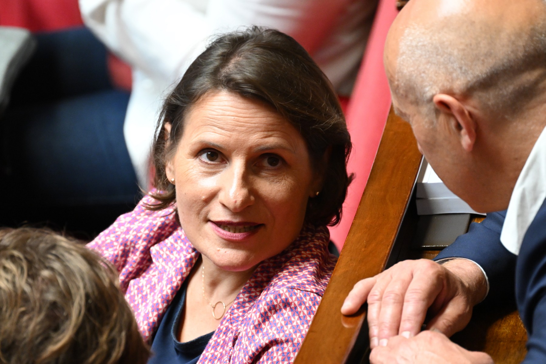 La députée française de gauche du Parti socialiste (PS) Valérie Rabault assiste au débat sur la motion de censure déposée par la coalition de gauche NUPES, suite à la réforme des retraites du gouvernement français, qui a porté l'âge de départ à la retraite à 64 ans, à l'Assemblée nationale française, à Paris, le 12 juin 2023. (Photo Bertrand GUAY / AFP)