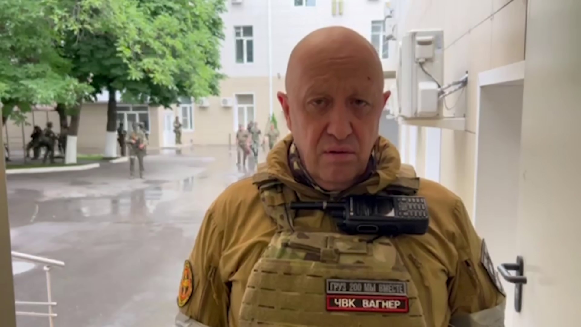 Le chef de Wagner est en Russie selon Loukachenko, cinq morts dans une frappe sur Lviv