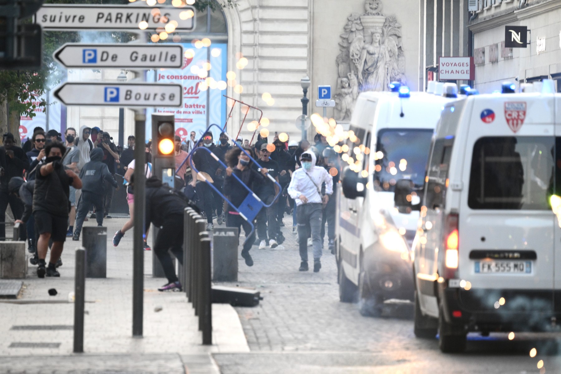 «Tentation» ou «effet de groupe»: de jeunes pilleurs présumés jugés à Grenoble