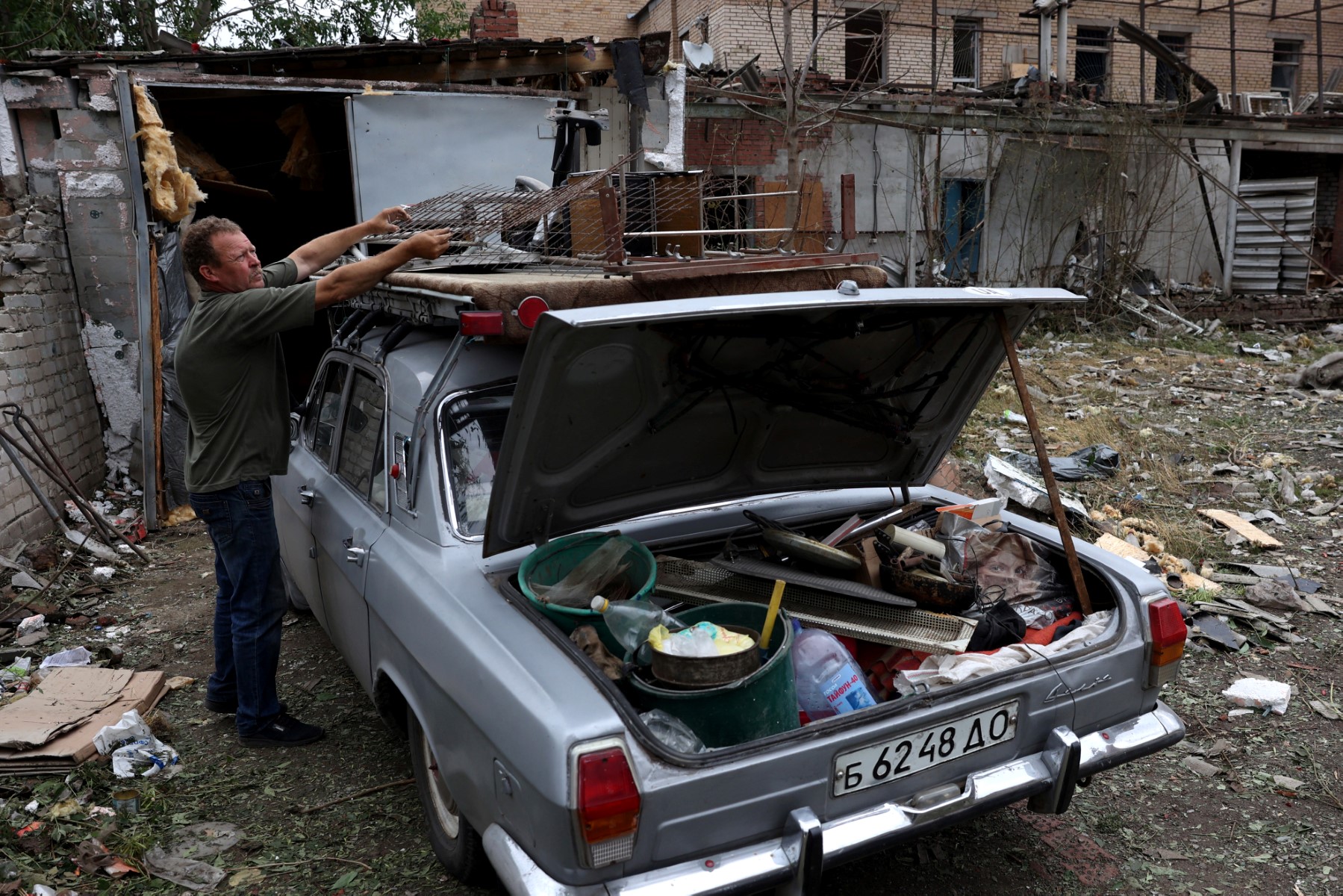 Ukraine: Sept morts dans une frappe russe sur un centre d'aide humanitaire