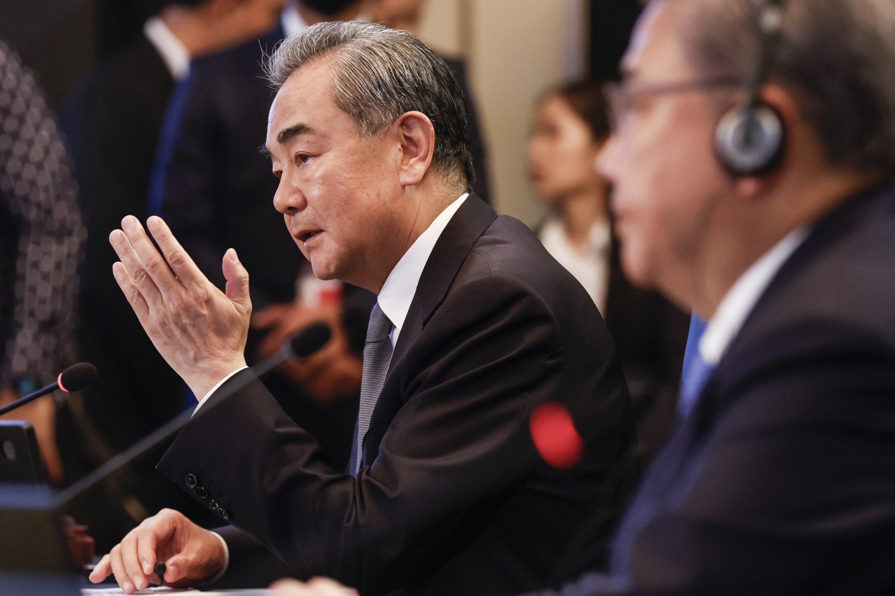 Pékin demande à l'UE de «clarifier» sa position
