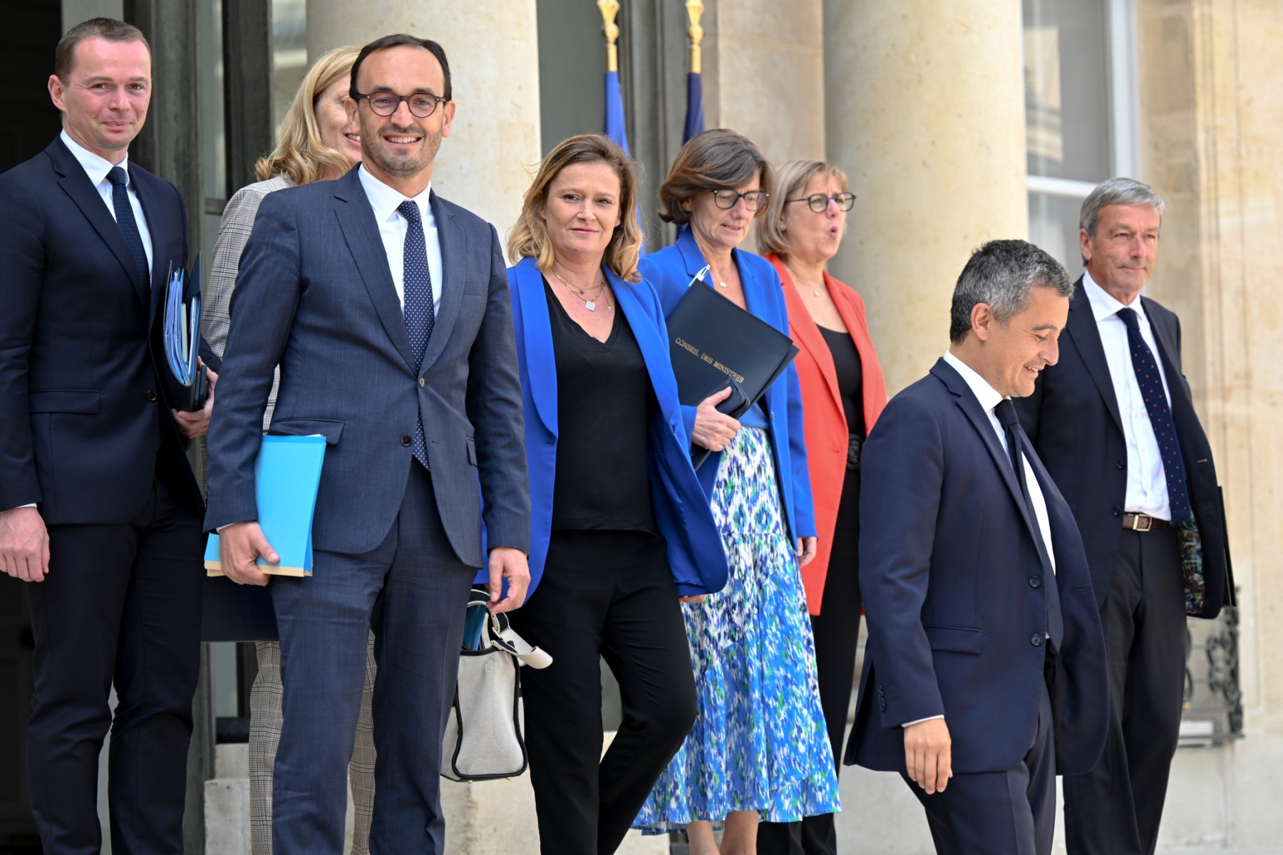 Matignon rappelle l'exigence de parité dans les cabinets ministériels