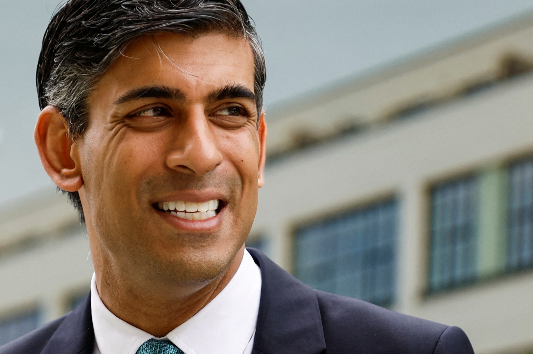 Energies fossiles et voitures: Rishi Sunak appelle à la mesure dans les politiques vertes