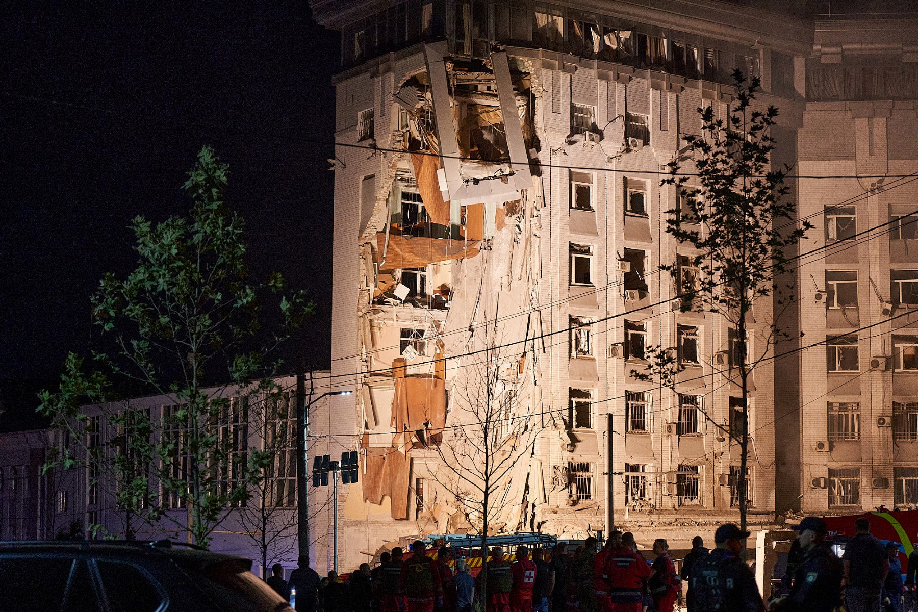 Ukraine: Un missile russe frappe un immeuble à Dnipro, au moins cinq blessés