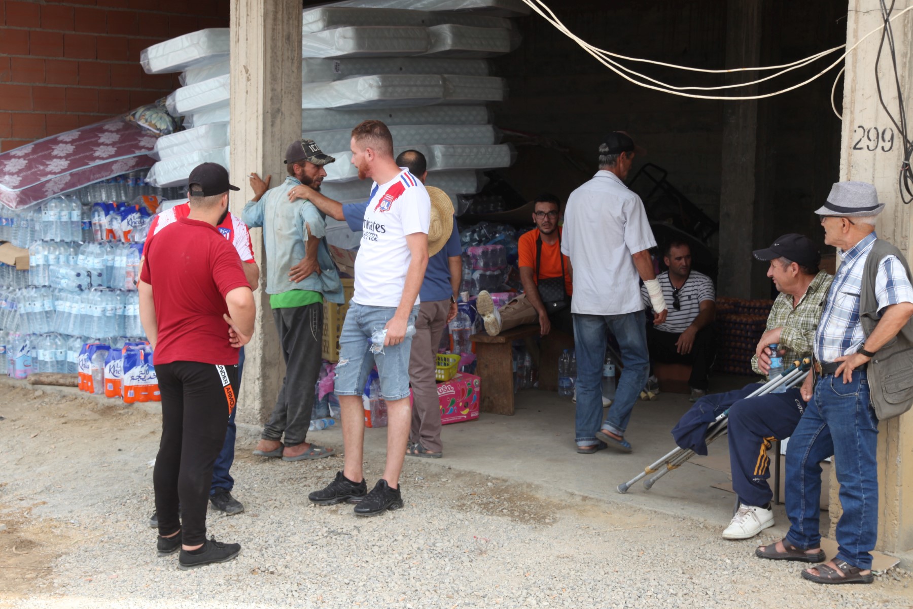Tizi Ouzou: Elan de solidarité pour les sinistrés des incendies de Béjaïa
