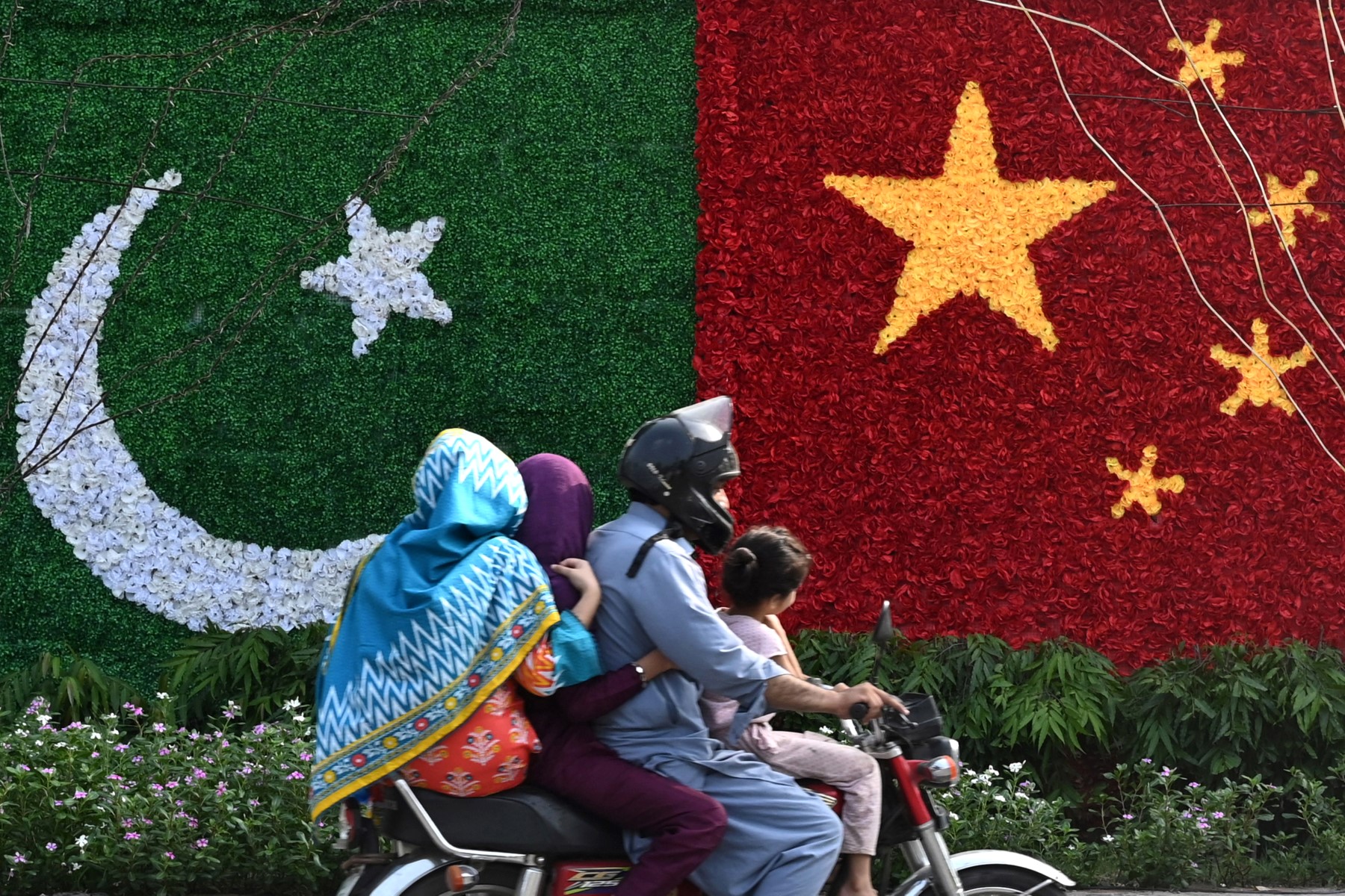 La Chine et le Pakistan célèbrent les 10 ans d'un gigantesque plan économique
