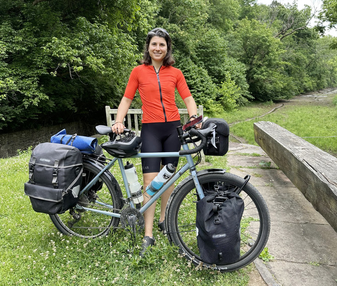 Une cycliste saoudienne pédale vers la gloire