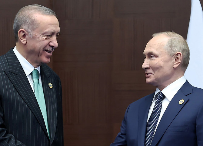 Après le sommet de l'Otan, les relations entre la Turquie et la Russie sous le feu des projecteurs