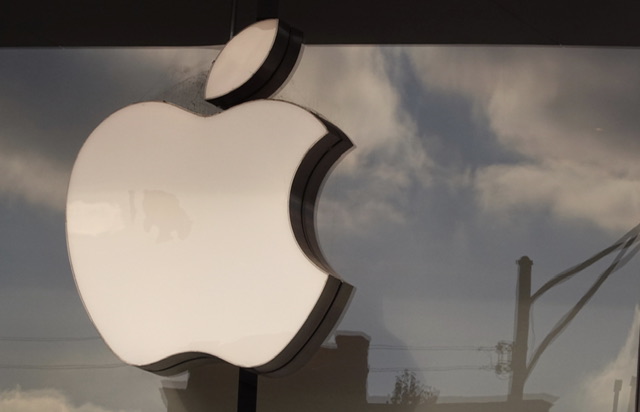 Apple finit pour la première fois au-dessus des 3000 milliards de dollars de capitalisation boursière