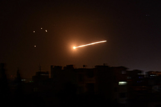 Frappes aériennes israéliennes près de Homs en Syrie