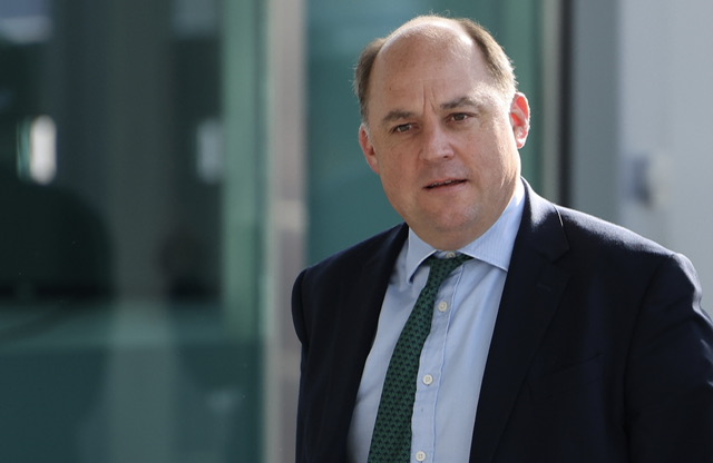 GB: Le ministre de la Défense démissionnera lors du prochain remaniement