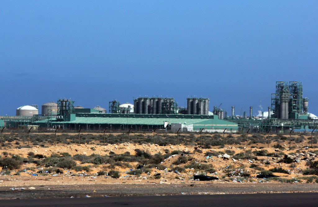 Pétrole: trois géants étrangers annoncent la reprise de leurs opérations en Libye