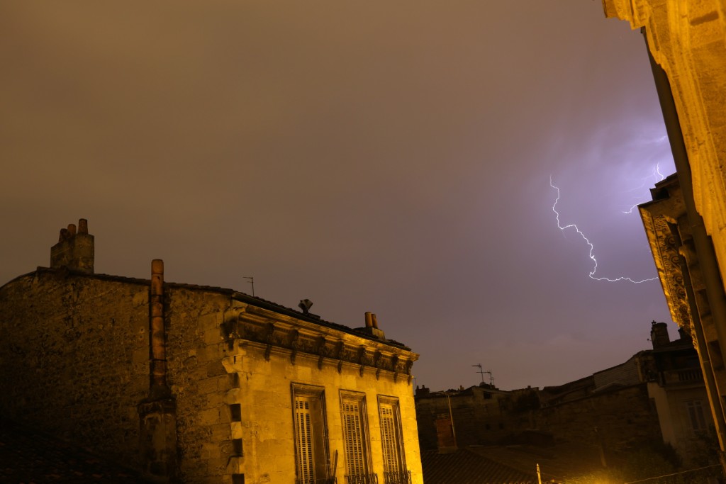 Orages: cinq départements en vigilance rouge, quelques dégâts matériels
