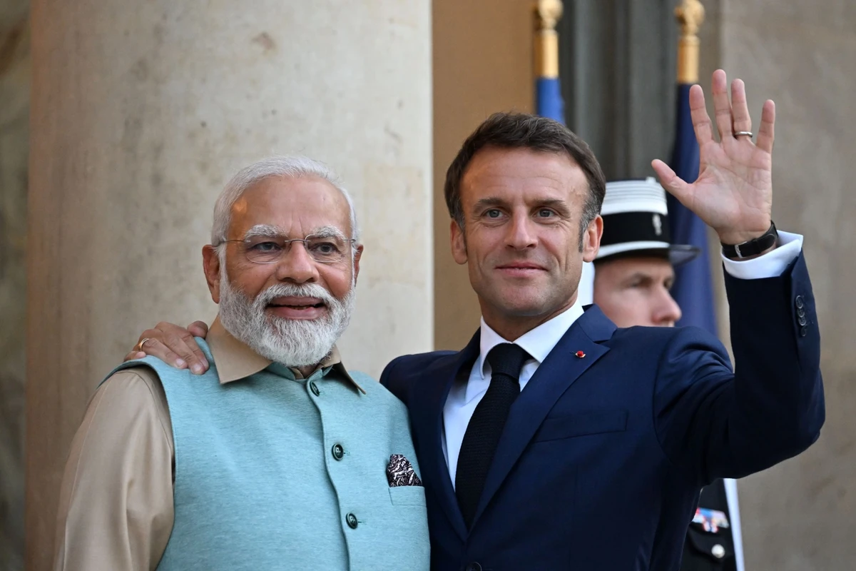 A Paris, défilé sans accroc devant Macron et Modi pour la fête nationale française