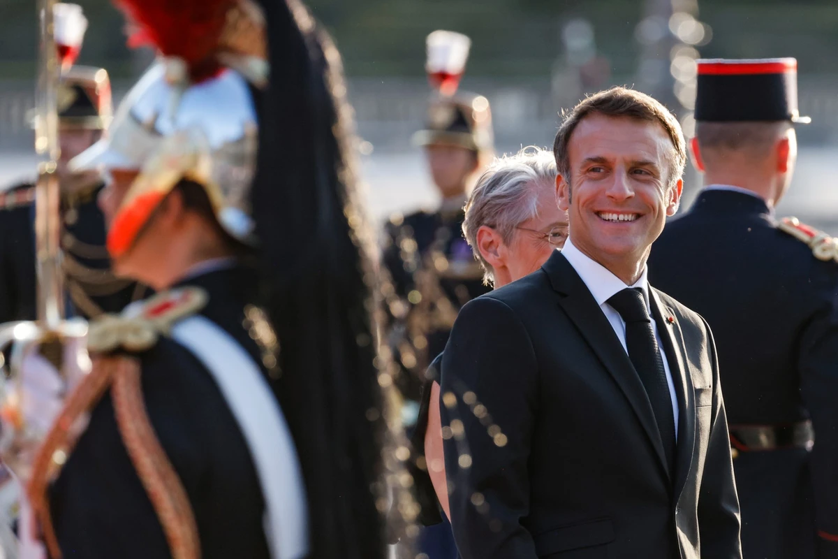 Emmanuel Macron en Nouvelle-Calédonie, au Vanuatu et en Papouasie-Nouvelle-Guinée la semaine prochaine