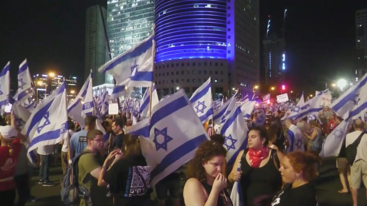 Des milliers d'Israéliens manifestent à Tel-Aviv contre la réforme judiciaire