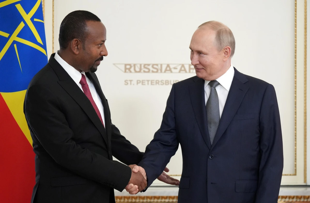 Poutine reçoit des dirigeants africains après la fin de l'accord céréalier