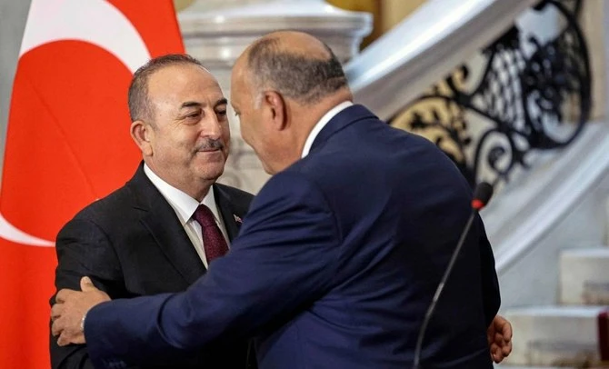 Les observateurs sont satisfaits du rétablissement des relations diplomatiques entre la Turquie et l'Égypte