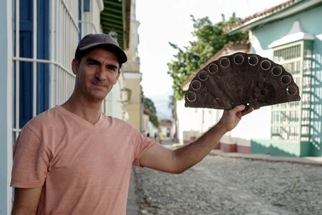 A Trinidad, des éventails de bois, reflets de l'histoire de la ville