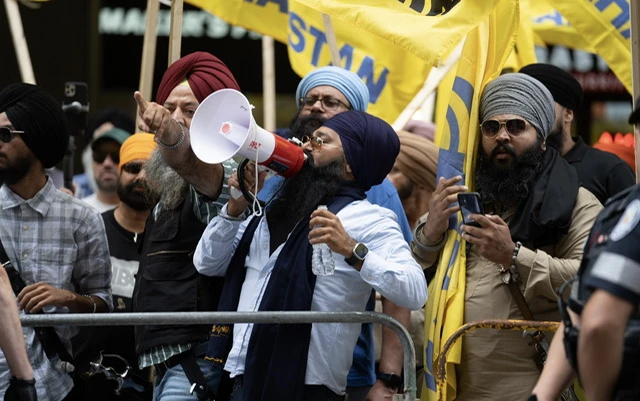 Manifestation au Canada après le meurtre d'un dirigeant sikh