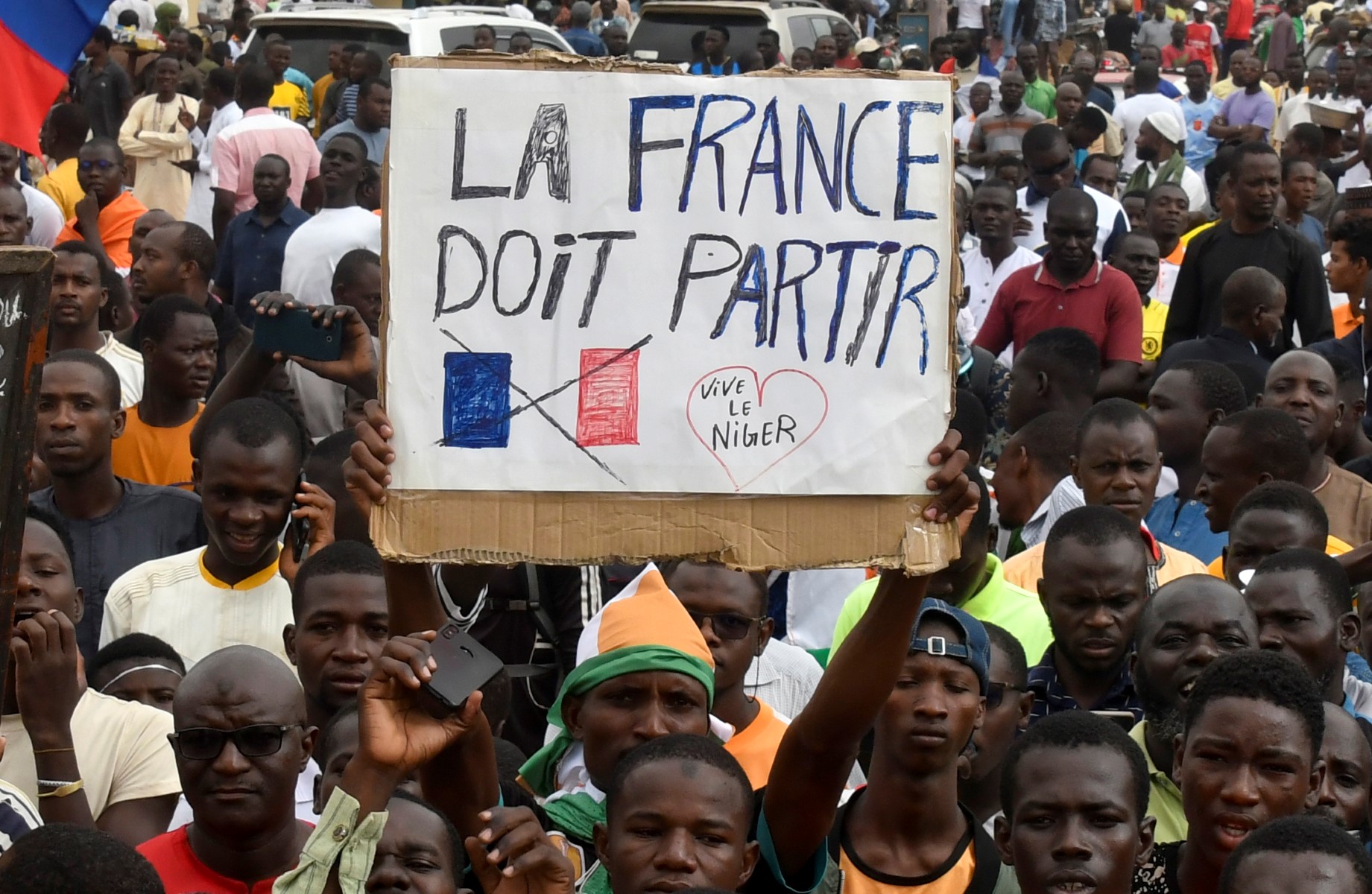 Niger: Paris déplore «une répression autoritaire»