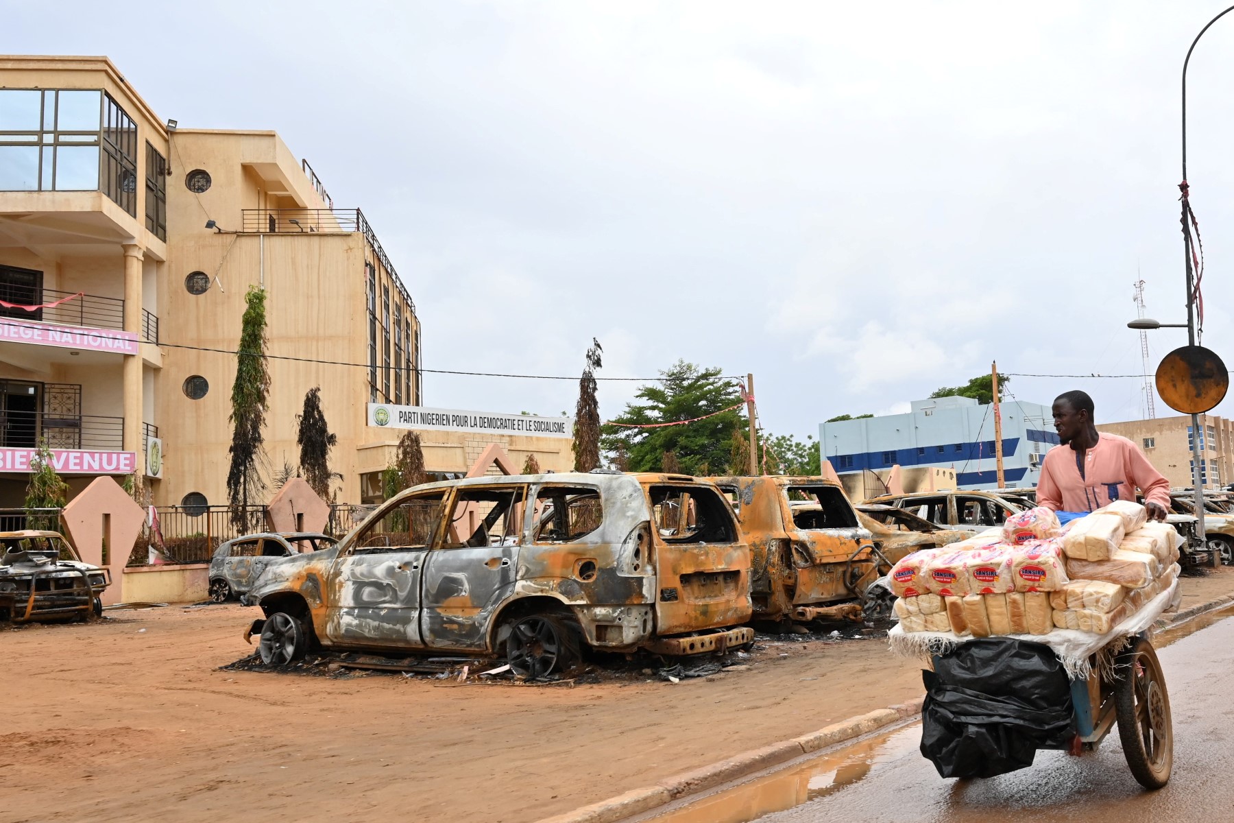 Niger: discussions « difficiles » entre une émissaire américaine et les auteurs du coup d'Etat