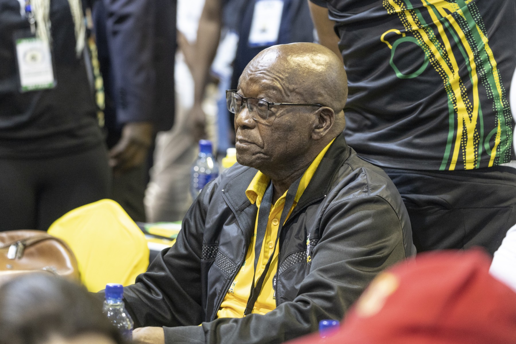 Afrique du Sud: Zuma a passé deux heures en prison, l'opposition écoeurée