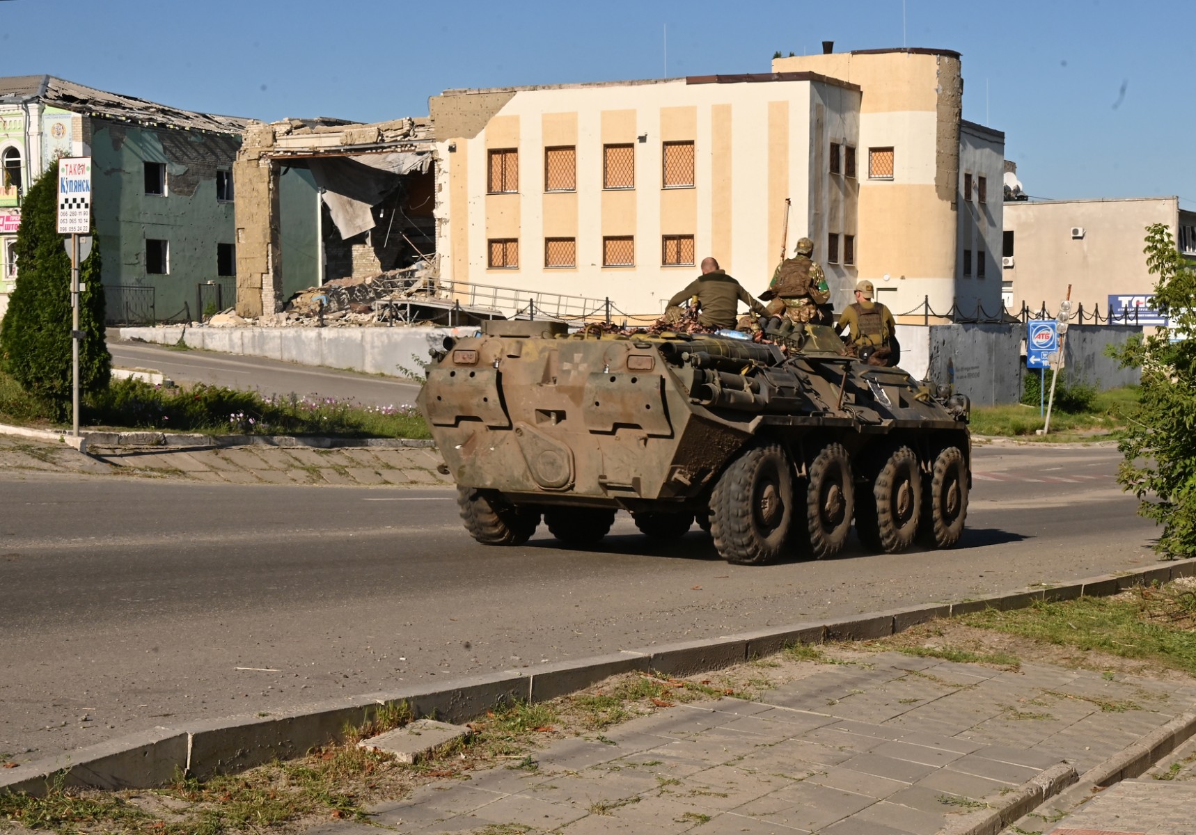 L'Ukraine grignote du terrain près de Bakhmout, pas de changement sur le front sud