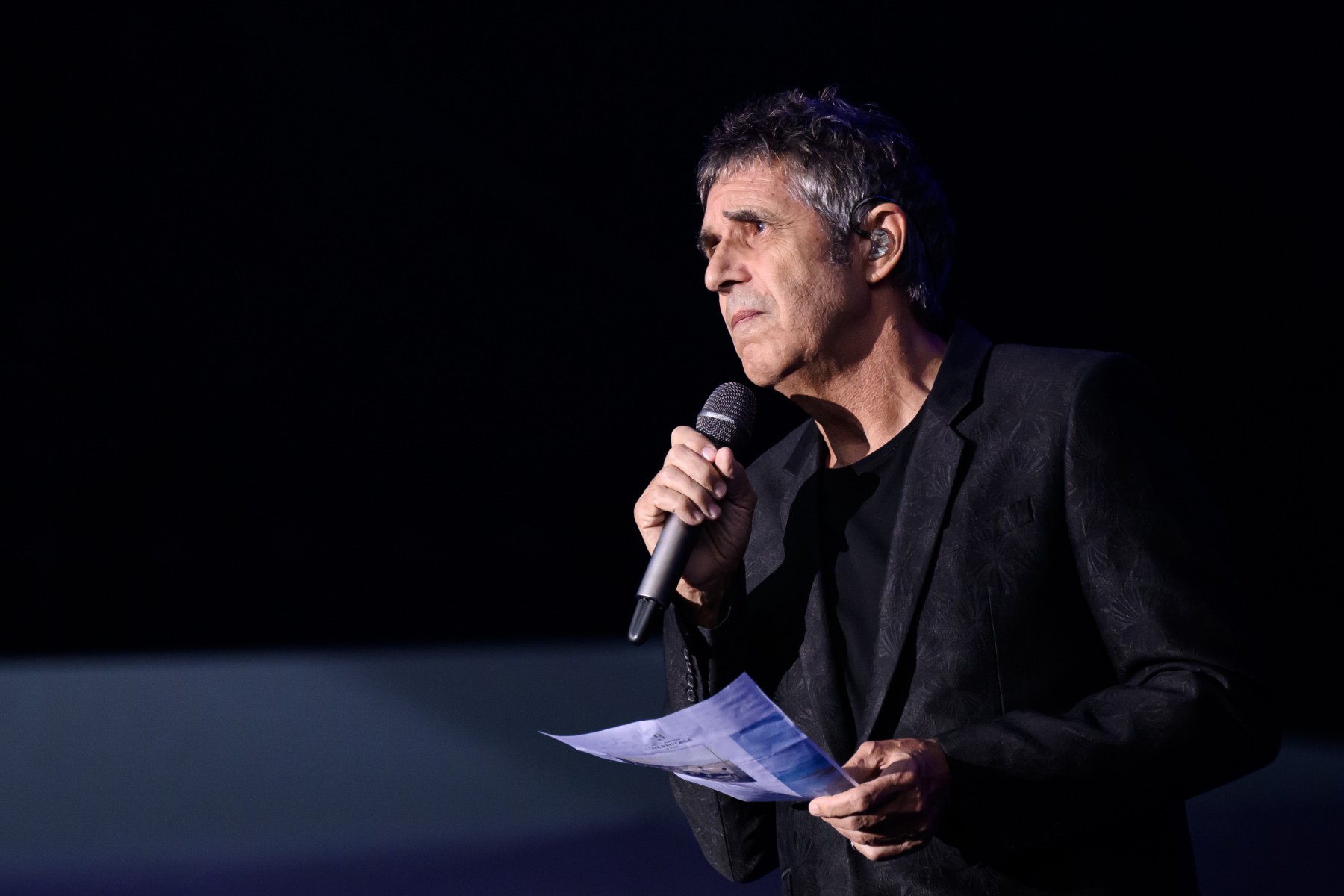 À La Baule, Julien Clerc rend hommage sur scène à son «petit frère» Gérard Leclerc