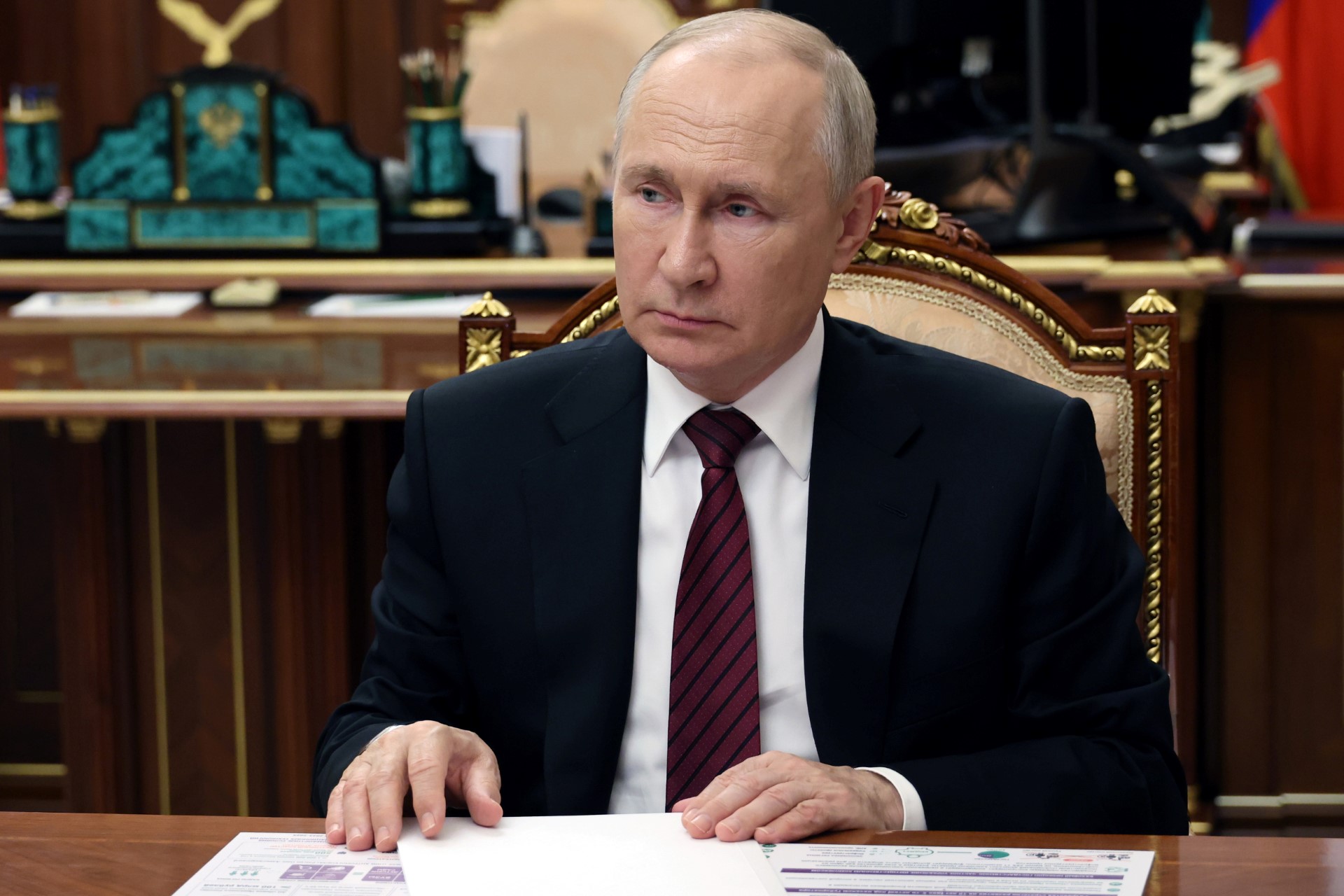 Ukraine: Poutine rencontre les dirigeants de deux régions annexées