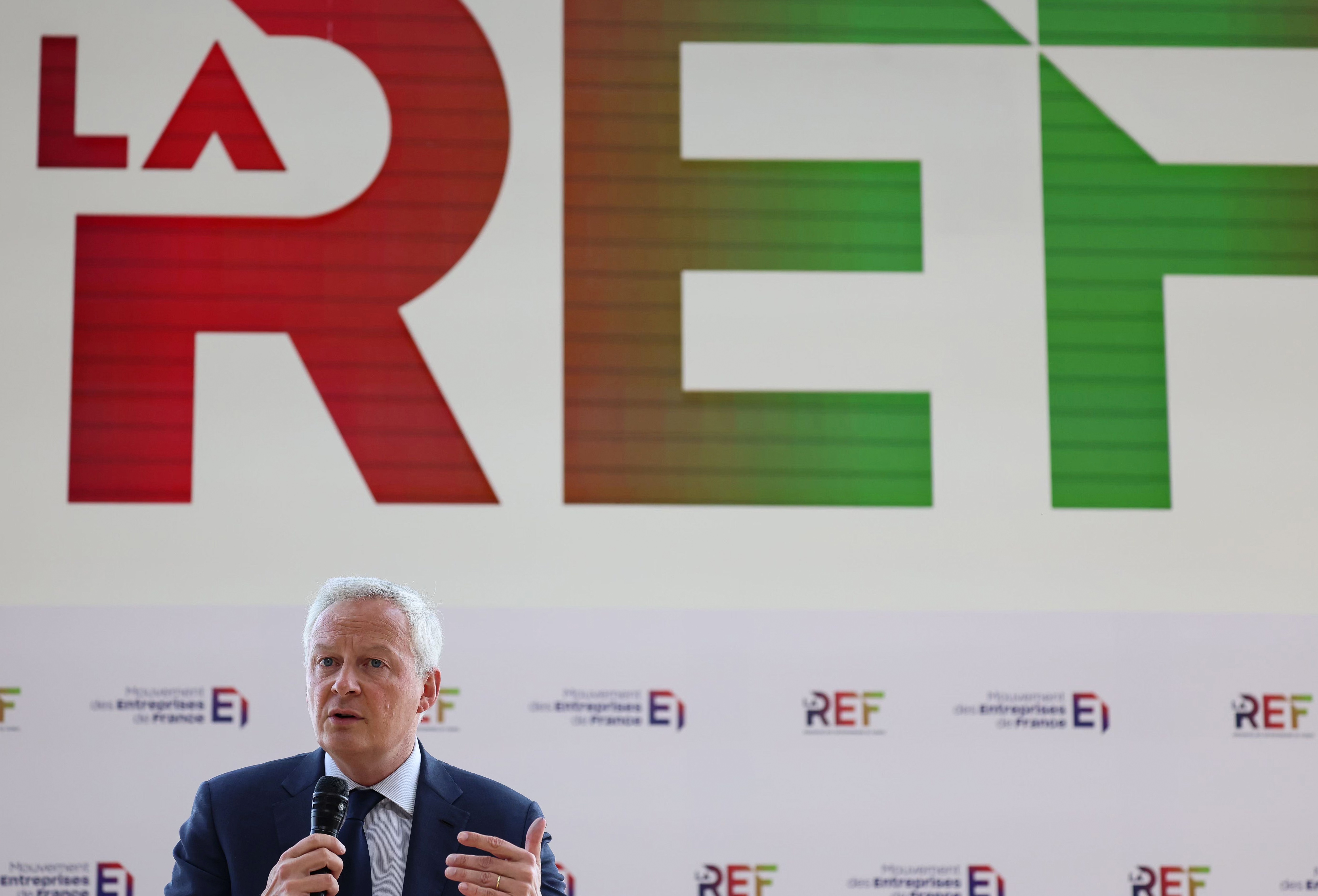 Le Maire veut baisser les impôts pour soutenir l'économie et augmenter les recettes de l'Etat