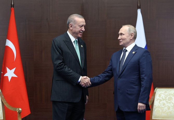 Mer Noire: Erdogan appelle Poutine à éviter l'escalade