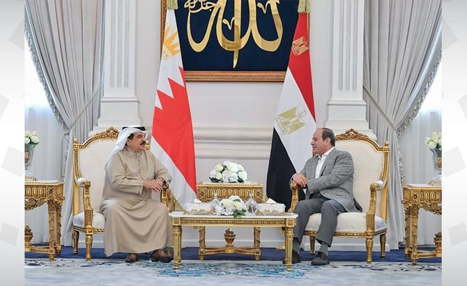 Al-Sissi tient des entretiens bilatéraux avec le président des EAU et le roi de Bahreïn