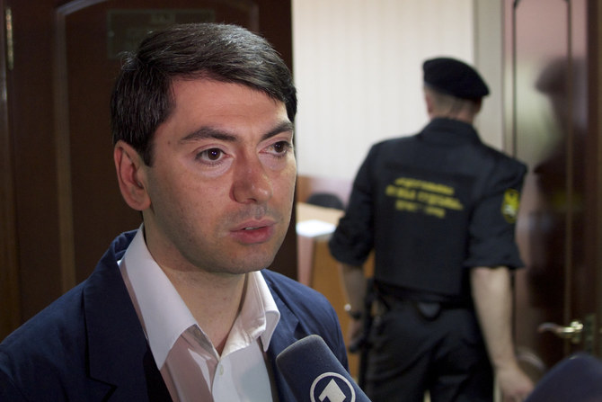 Russie : arrestation d'un responsable d'une importante ONG de surveillance électorale