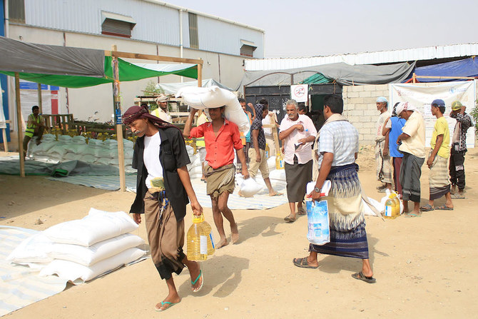 L'ONU contrainte de réduire l'aide alimentaire au Yémen en crise humanitaire