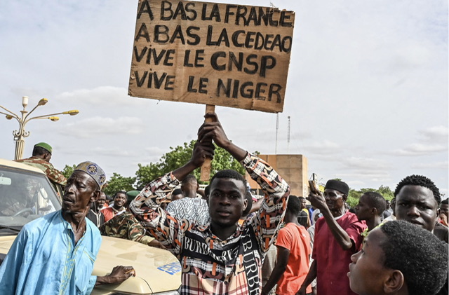 Burkina Faso: La France suspend son aide au développement et son appui budgétaire