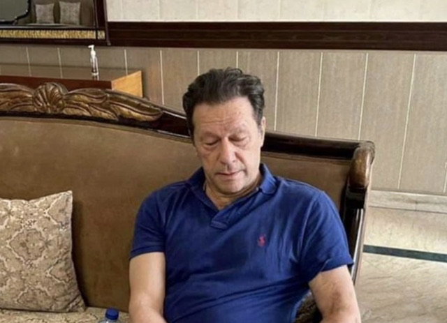 Pakistan: Dépôt des recours pour suspendre la condamnation de l'ex-Premier ministre