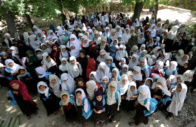 Avec l'appui de l'ONU, des Afghanes exigent le droit d'étudier dans leur pays