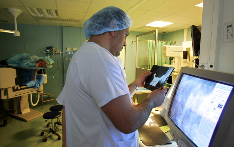 L'IA pourrait aider les radiologues dans le dépistage du cancer du sein, avance une étude
