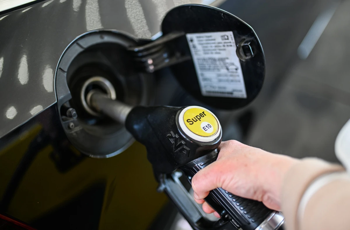 Prix des carburants: Le groupe socialiste exige des explications du gouvernement