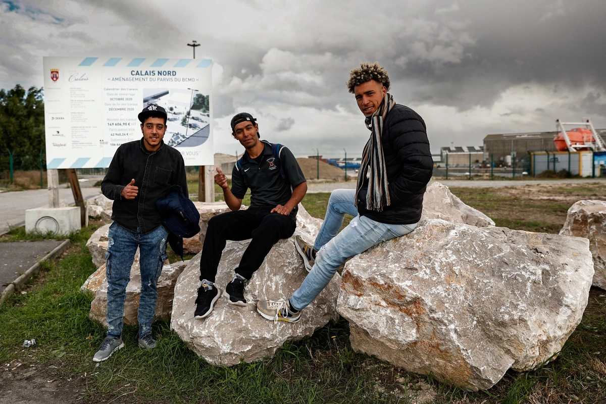 Migrations: A Calais, de rares psychologues face au «lourd fardeau» de l'exil
