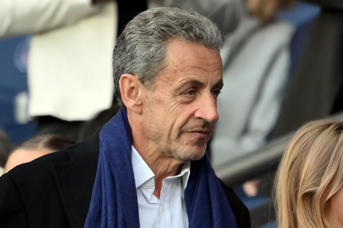 Sarkozy recommande de ne «pas bâtir une amitié artificielle» avec l'Algérie