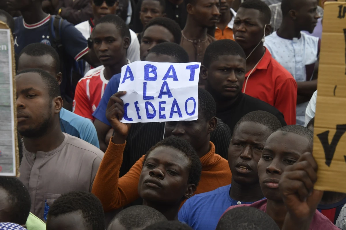 Niger: Les militaires ouest-africains prêts à intervenir contre les putschistes