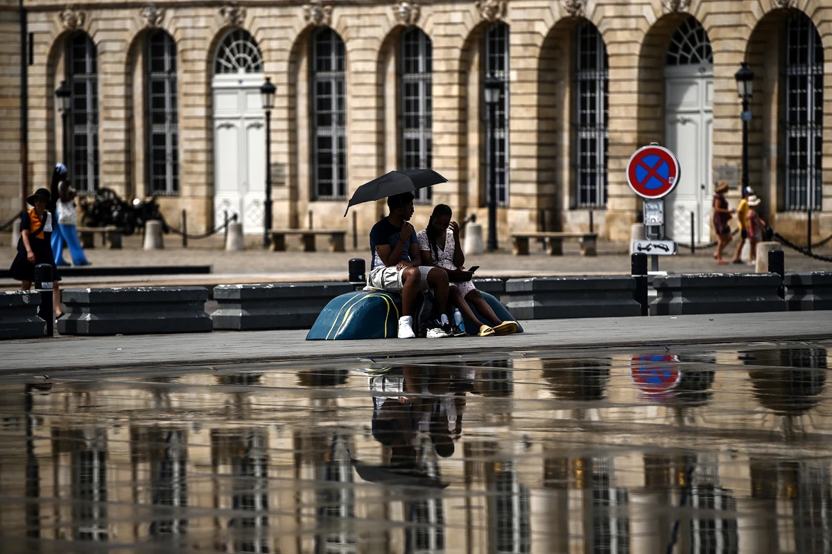 La France en quête de fraîcheur en attendant la fin de l'épisode caniculaire